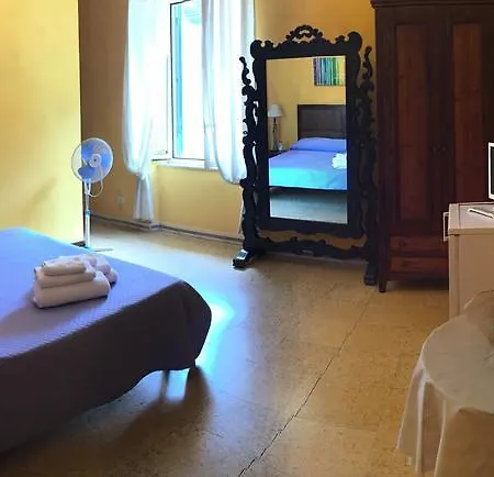 Marina Grande Bed & Breakfast *